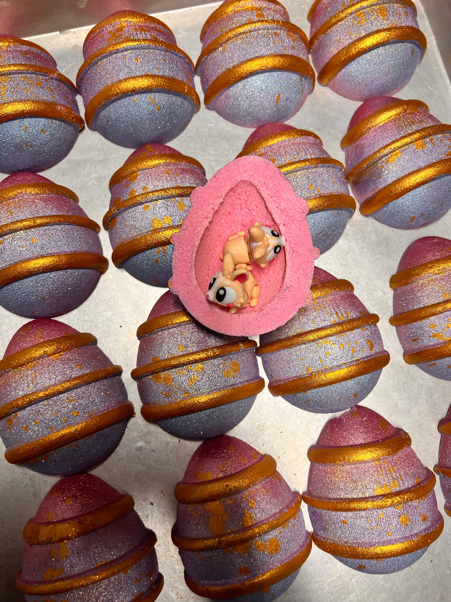 Banded Egg with 3D Rabbit inside Bath Bombs WHOLESALE x10