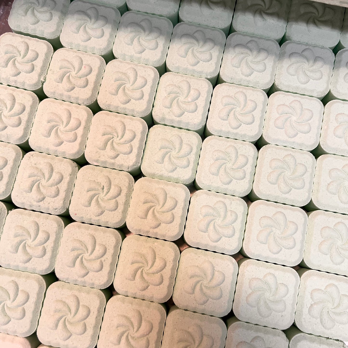x20 Essential Oil & Menthol Crystal Shower Steamers WHOLESALE