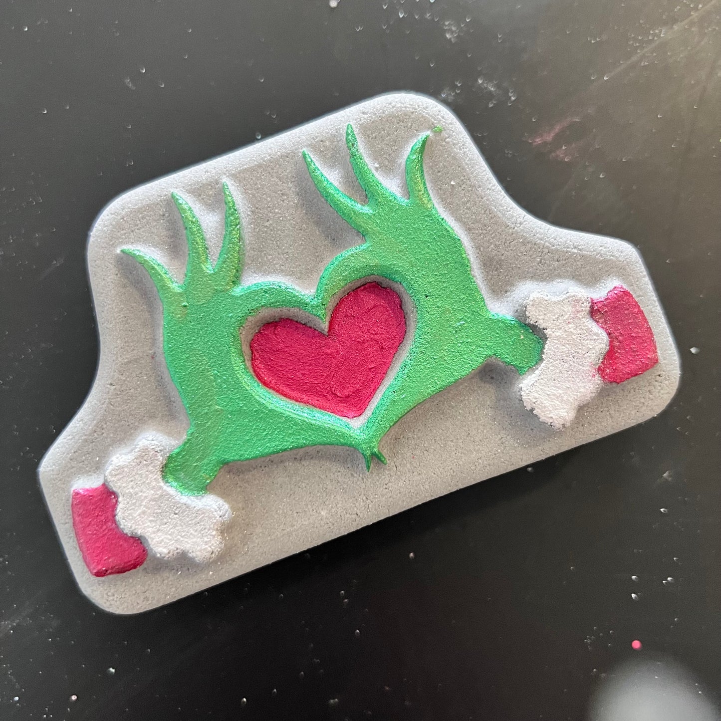 x10 Xmas Grinch Hands Bath Bomb WHOLESALE