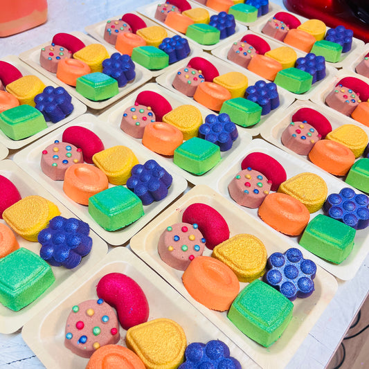 WS2023 x10 Trays of Candy Crush Bath Bombs 330gms