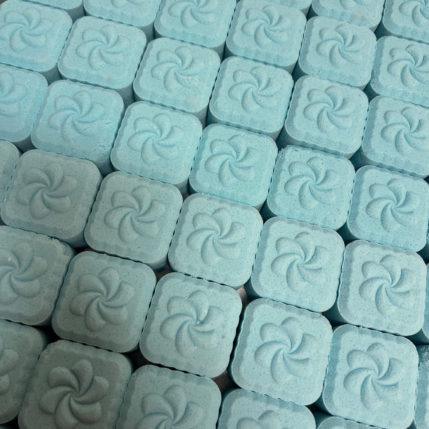 x20 Essential Oil & Menthol Crystal Shower Steamers WHOLESALE