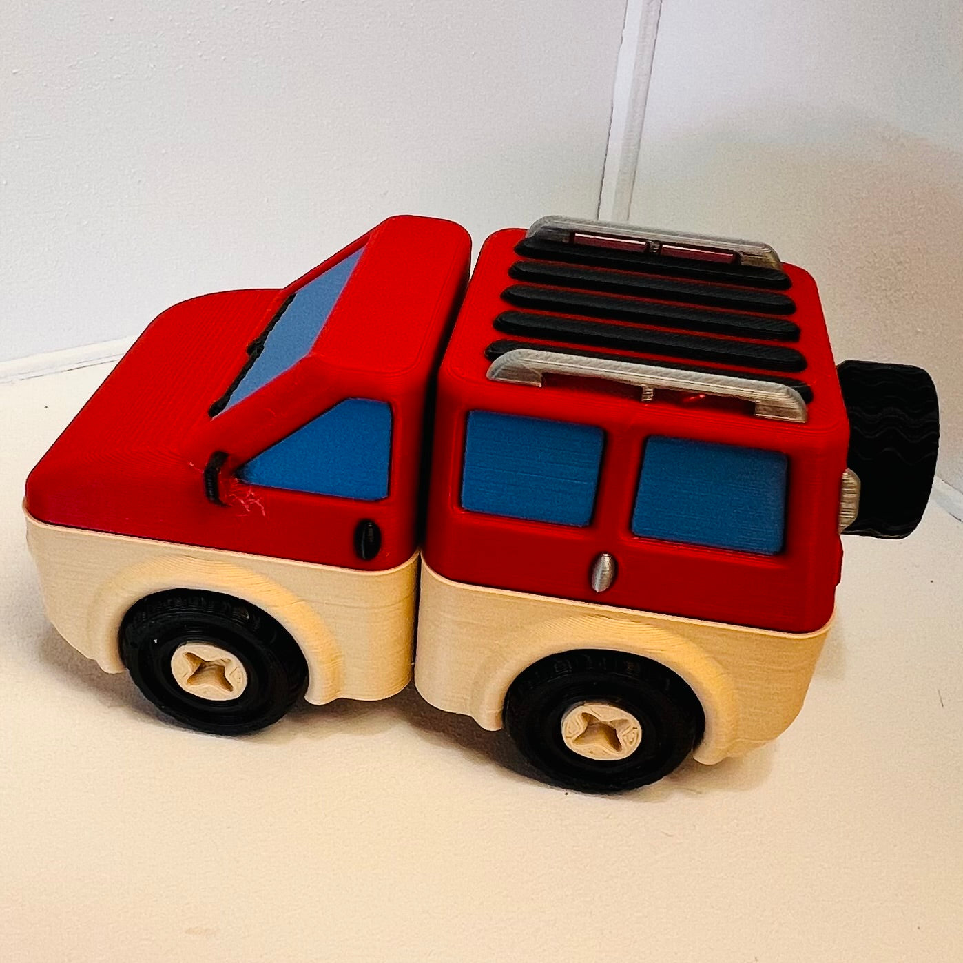 Click & Connect Vehicles Taxi , Parent Taxi SUV Set 16 Pieces