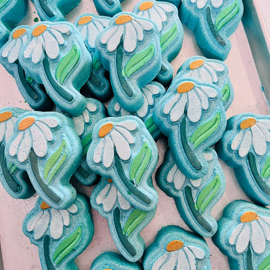 10x Large Lonely Daisy Bath Bomb WHOLESALE